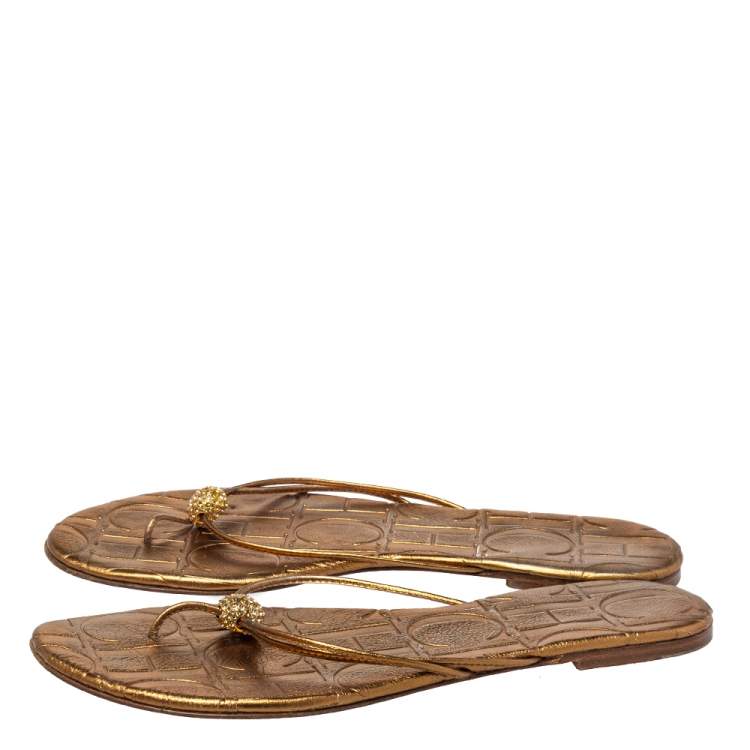 Pre Owned Carolina Herrera Metallic Bronze Leather Embellished Thong Flats Size 39