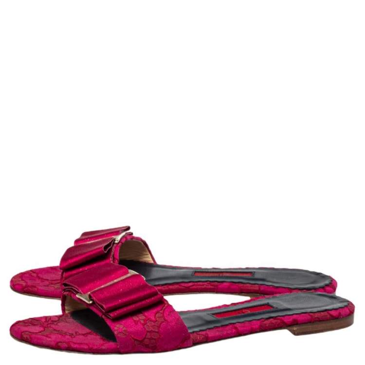 Pre Owned Carolina Herrera Pink Satin And Lace Bow Flat Slides Size 38