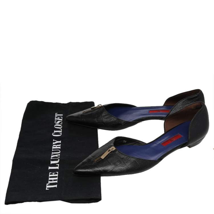 مملوكة مسبقًا Carolina Herrera Black Leather Pointed Toe Flats Size 39
