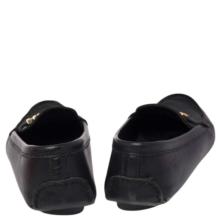 Pre Owned Carolina Herrera Black Leather Logo Detail Slip On Loafers Size 38