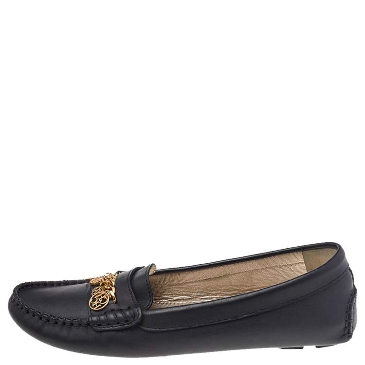 Pre Owned CH Carolina Herrera Black Leather Logo Charm Detail Slip On Loafers Size 39