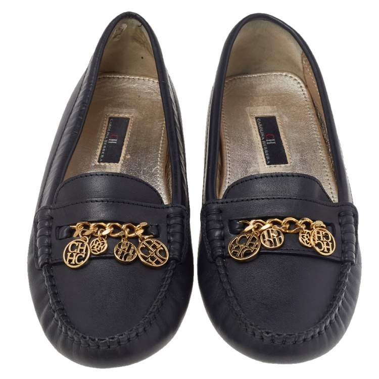 Pre Owned CH Carolina Herrera Black Leather Logo Charm Detail Slip On Loafers Size 39