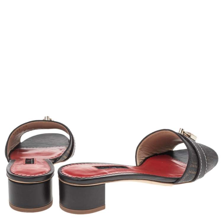 Pre Owned CH Carolina Herrera Brown Monogram Canvas And Leather Traveller Locked Slide Sandals Size 38