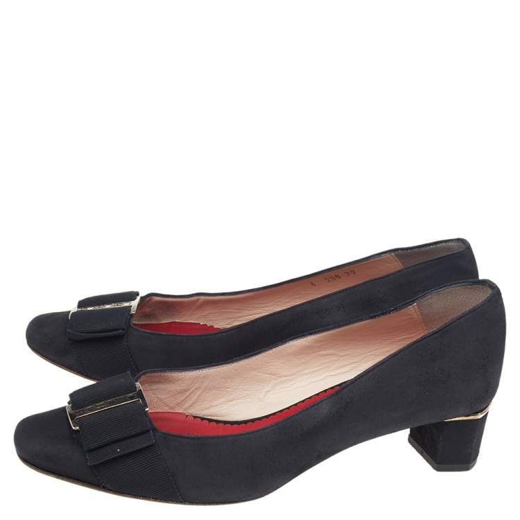 Pre Owned Carolina Herrera Black Nubuck Leather Bow Pumps Size 39