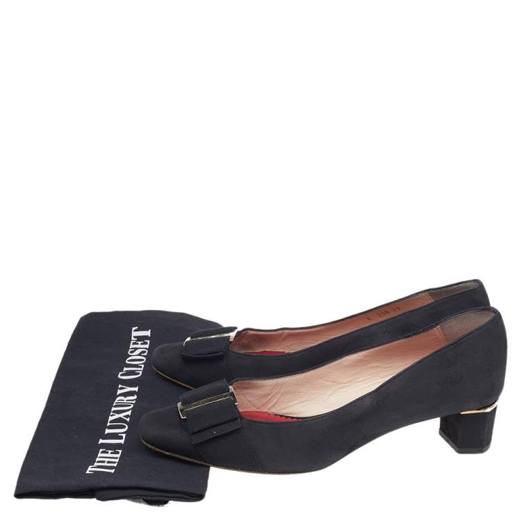 Pre Owned Carolina Herrera Black Nubuck Leather Bow Pumps Size 39