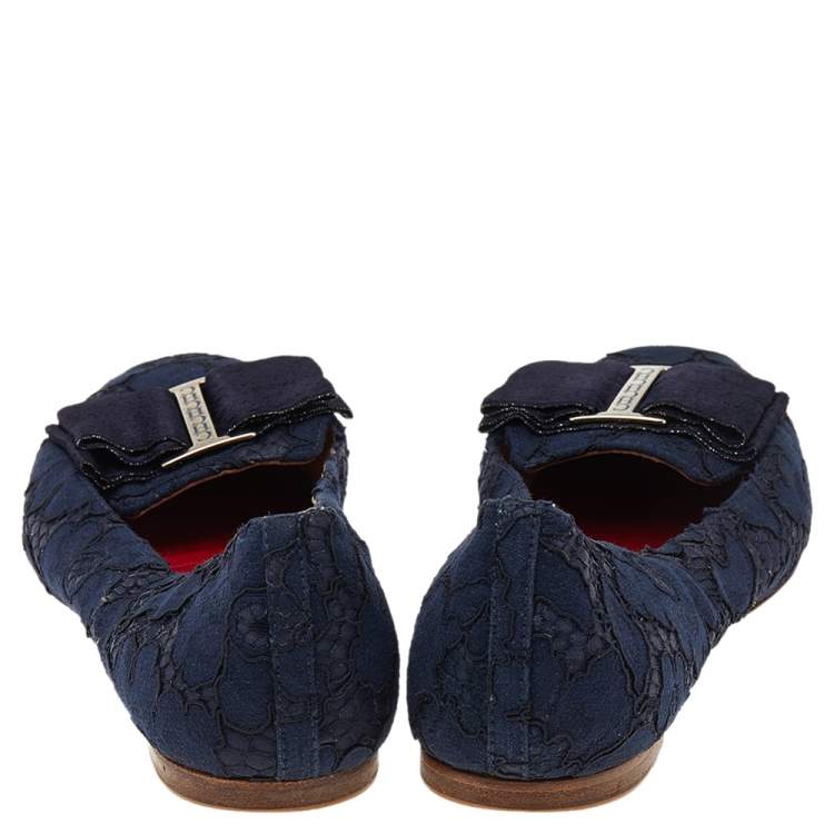 Pre Owned CH Carolina Herrera Blue Lace And Fabric Bow Loafers Size 38