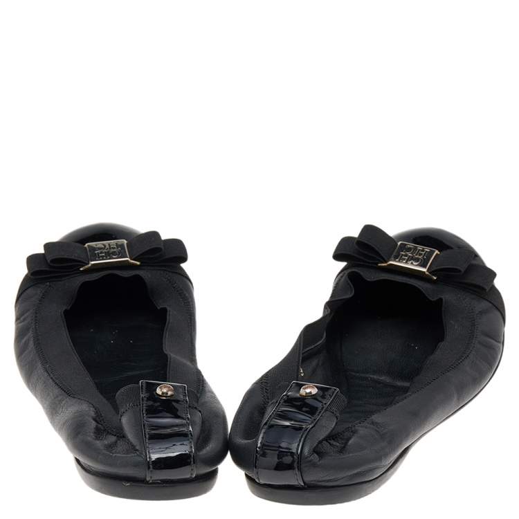 Pre Owned Carolina Herrera Black Patent And Leather Ballet Flats Size 39