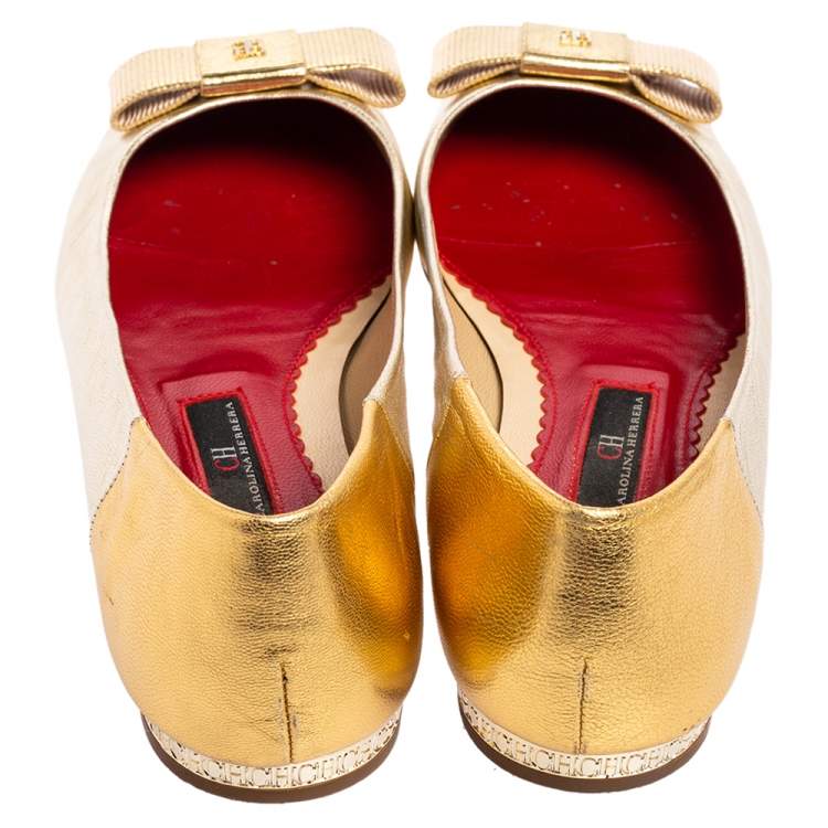 Pre Owned CH Carolina Herrera Gold Metallic Leather Bow Ballet Flats Size 37