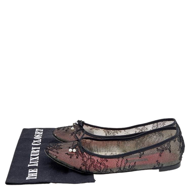 Pre Owned CH Carolina Herrera Black Lace Bow Ballet Flats Size 40