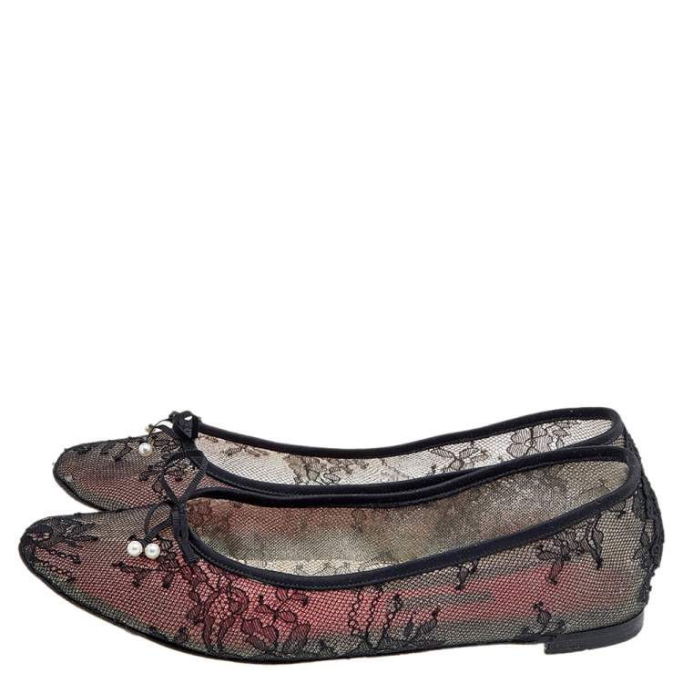 Pre Owned CH Carolina Herrera Black Lace Bow Ballet Flats Size 40
