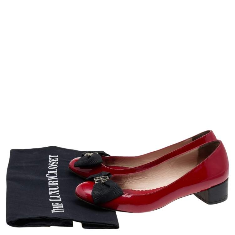 Pre Owned CH Carolina Herrera Red Patent Leather Bow Block Heel Pumps Size 38