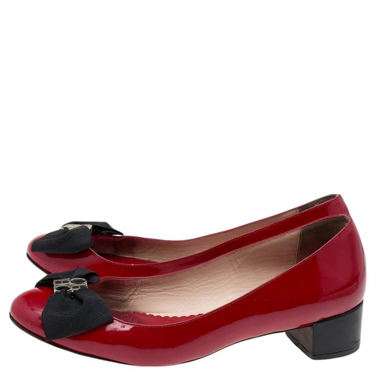 Pre Owned CH Carolina Herrera Red Patent Leather Bow Block Heel Pumps Size 38