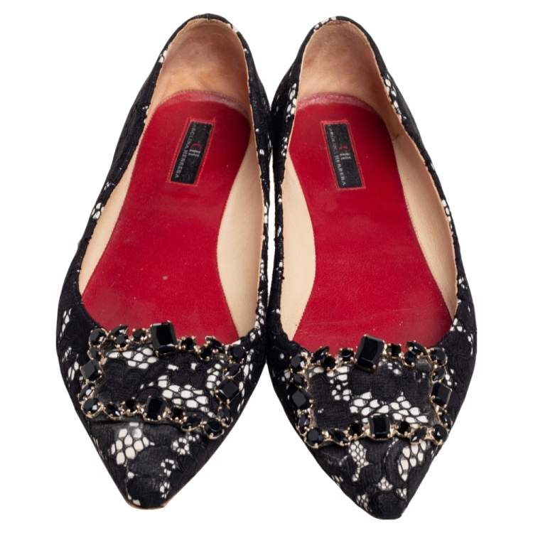 Pre Owned CH Carolina Herrera Black Lace Bow Embellished  Ballet Flats Size 37