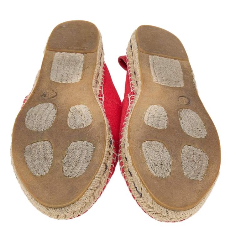 Pre Owned CH Carolina Herrera Red Canvas Espadrille Flats Size 39