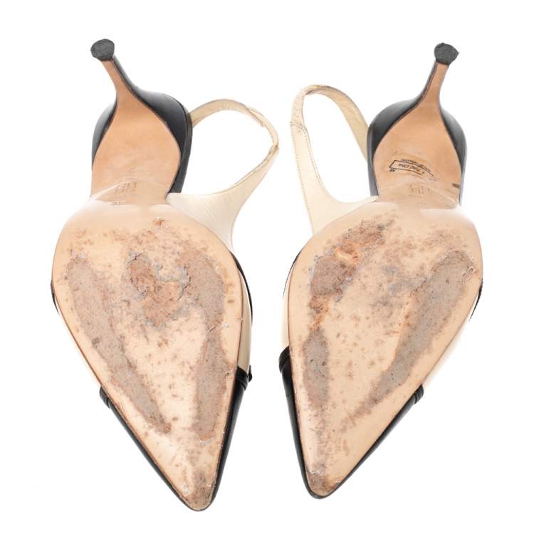 Pre Owned CH Carolina Herrera Black/Beige Leather Bow Detail Pointed-Toe Slingback Pumps Size 38