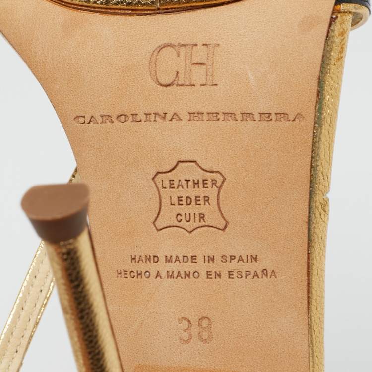 Pre Owned CH Carolina Herrera Gold/Black Leather T-Strap Sandals Size 38