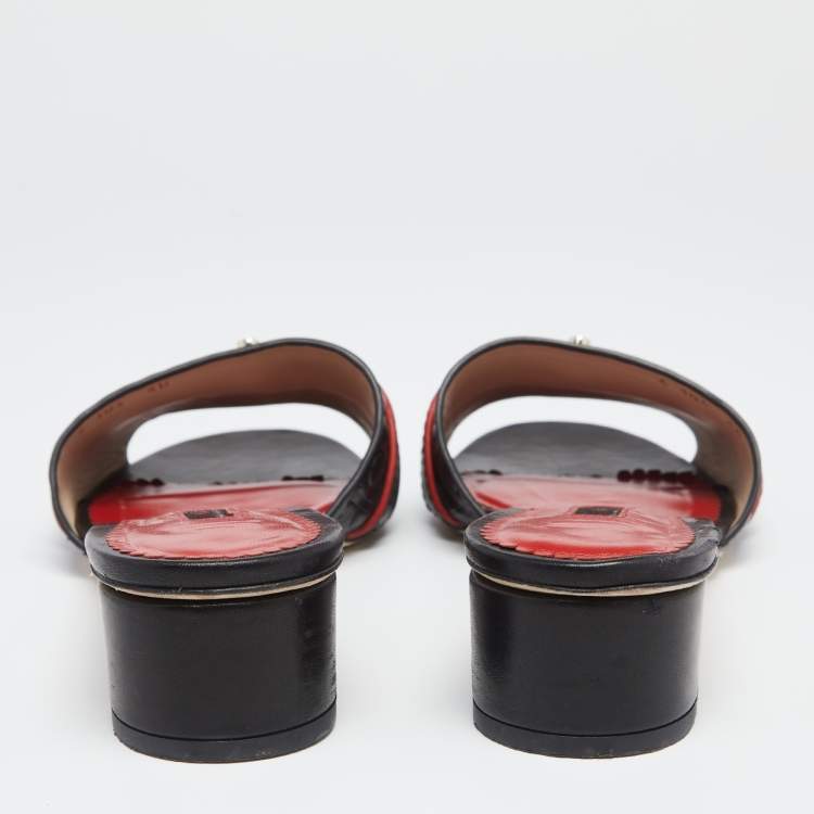 Pre Owned Carolina Herrera Black Monogram Leather Traveller Locked Slide Sandals Size 40