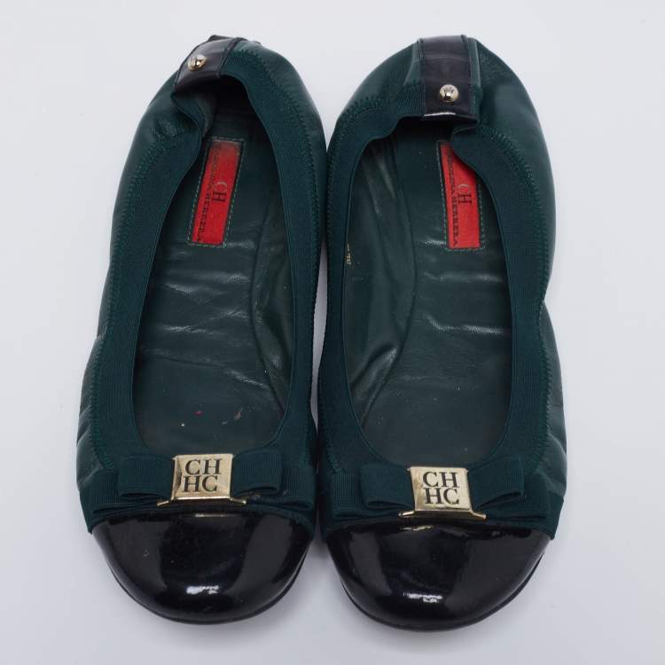 Pre Owned CH Carolina Herrera Dark Green/Black Patent and Leather Bow Ballet Flats Size 38