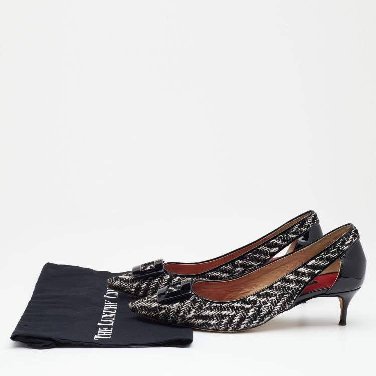 Pre Owned CH Carolina Herrera Black/White Fabric And Patent Leather Pointed Toe Pumps Size 40
