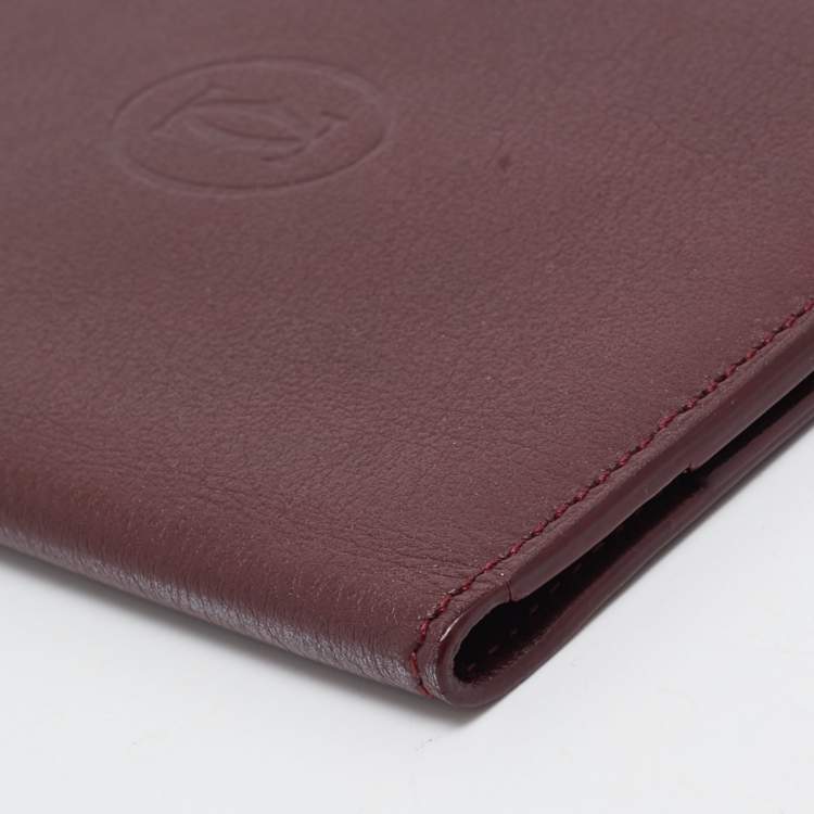 Pre Owned Cartier Burgundy Leather Must de Cartier Passport Holder