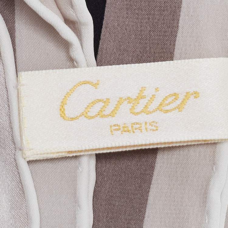 مملوكة مسبقًا Cartier Black/Grey Logo Print Silk Satin Sqaure Scarf