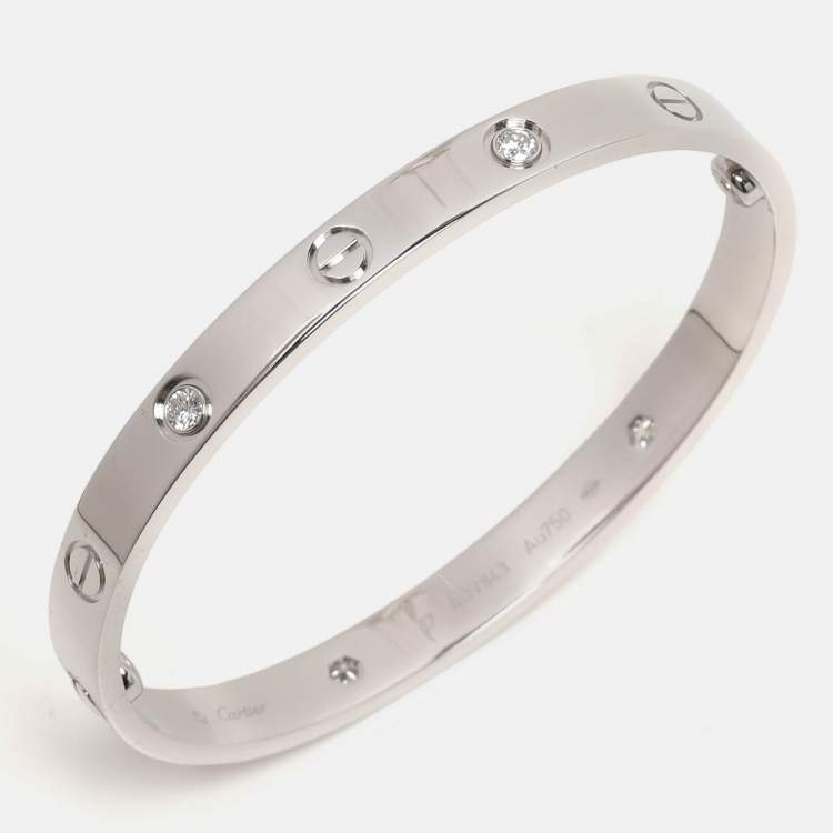 مملوكة مسبقًا Cartier 18K White Gold and Diamond Love Bangle Bracelet Size 17