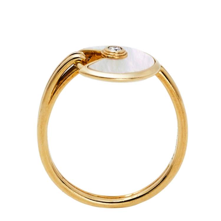 Pre Owned Cartier Amulette de Cartier Diamond Mother of Pearl 18K Yellow Gold Ring Size 54