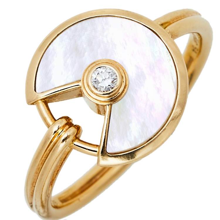 Pre Owned Cartier Amulette de Cartier Diamond Mother of Pearl 18K Yellow Gold Ring Size 54