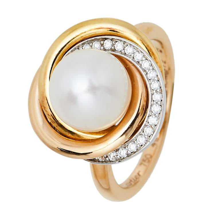 Pre Owned Cartier Trinity Cultured Pearl Diamond 18K Three Tone Gold Ring 49