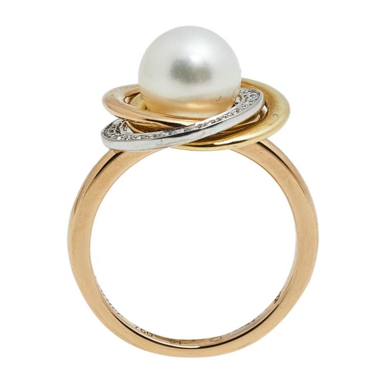 Pre Owned Cartier Trinity Cultured Pearl Diamond 18K Three Tone Gold Ring 51
