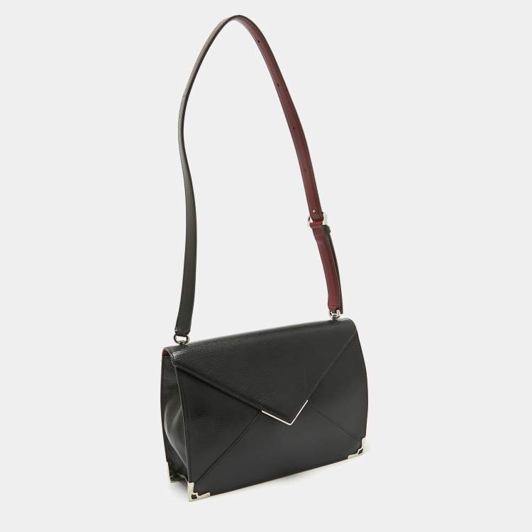 Pre Owned Cartier Black Leather Envelope Shoulder Bag