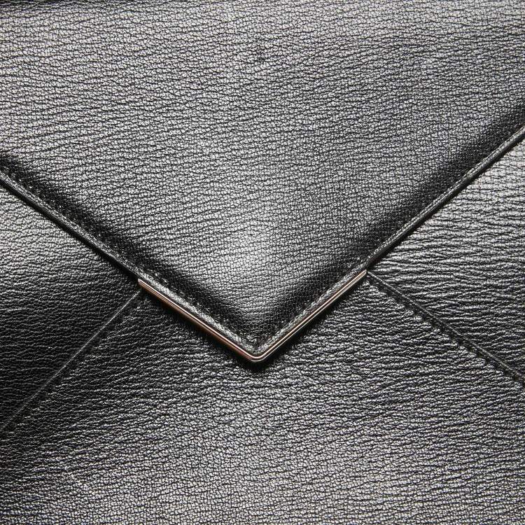 Pre Owned Cartier Black Leather Envelope Shoulder Bag