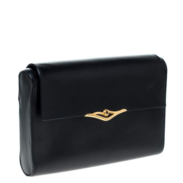 مملوكة مسبقًا Cartier Black Leather Sapphire Line Flap Clutch 
