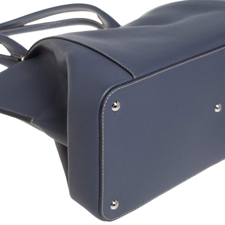 مملوكة مسبقًا Cartier Mauve Taurillon Leather Medium C De Cartier Bag
