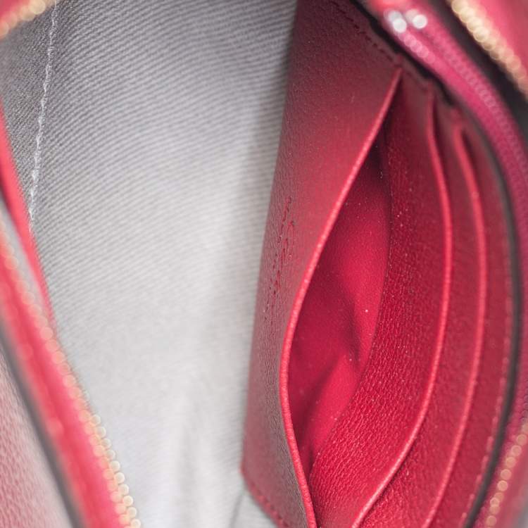 مملوكة مسبقًا Cartier Red Leather C De Cartier Clutch