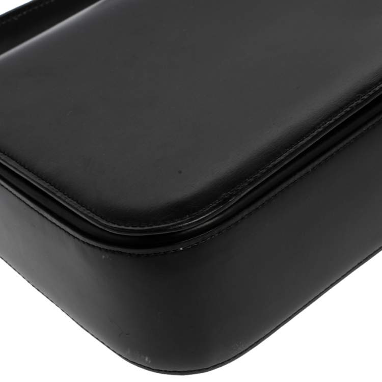 مملوكة مسبقًا Cartier Black Leather Baguette