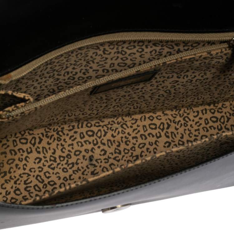 مملوكة مسبقًا Cartier Black Leather Baguette