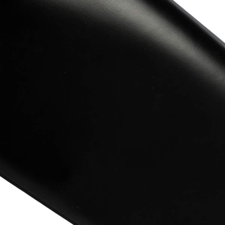 مملوكة مسبقًا Cartier Black Leather Baguette