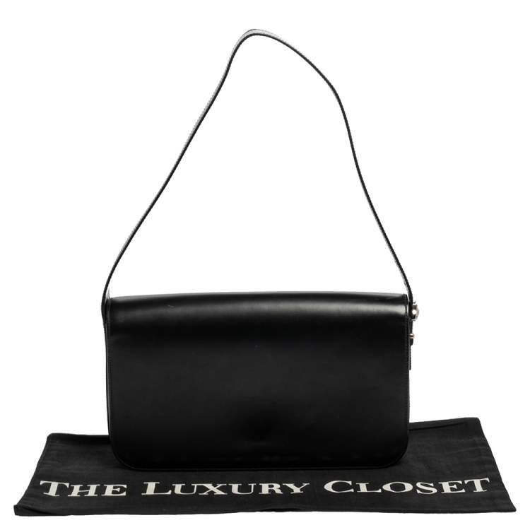 مملوكة مسبقًا Cartier Black Leather Baguette