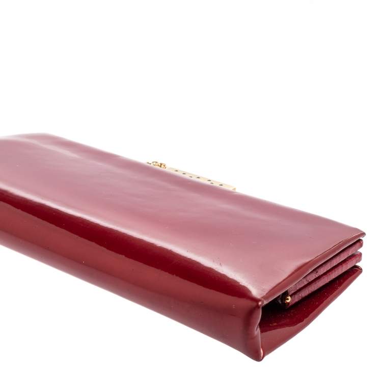 Pre Owned Cartier Red Patent Leather Frame Chain Clutch