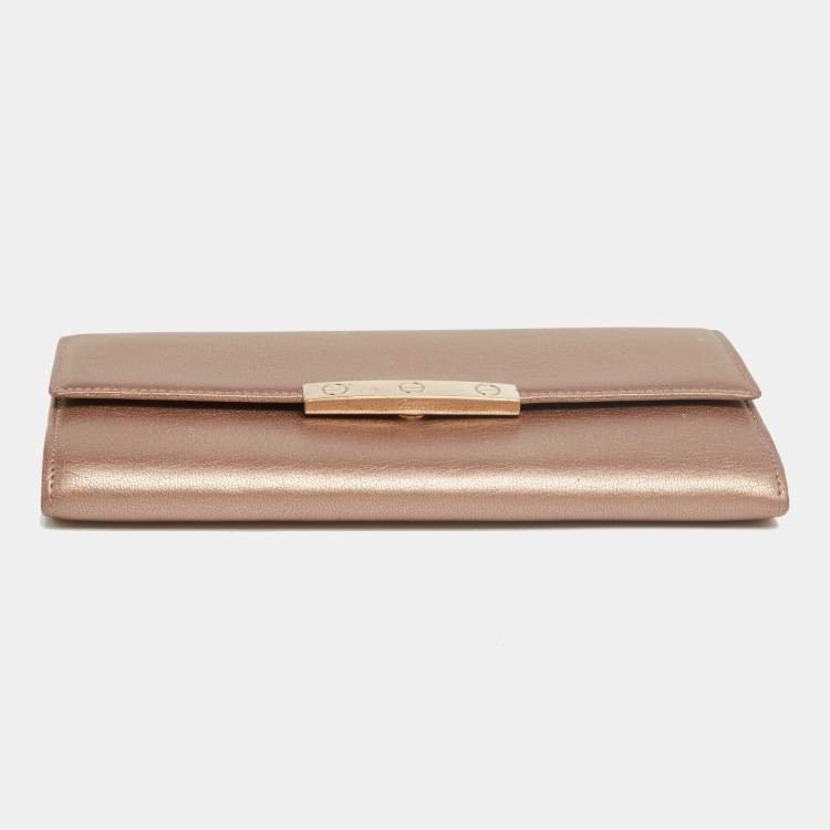 مملوكة مسبقًا Cartier Metallic Beige Leather Love Flap Continental Wallet