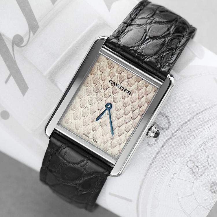 Pre Owned Cartier Tank Solo W5200020 Quartz Silver Stainless Steel Women's Wristwatch 30 mm