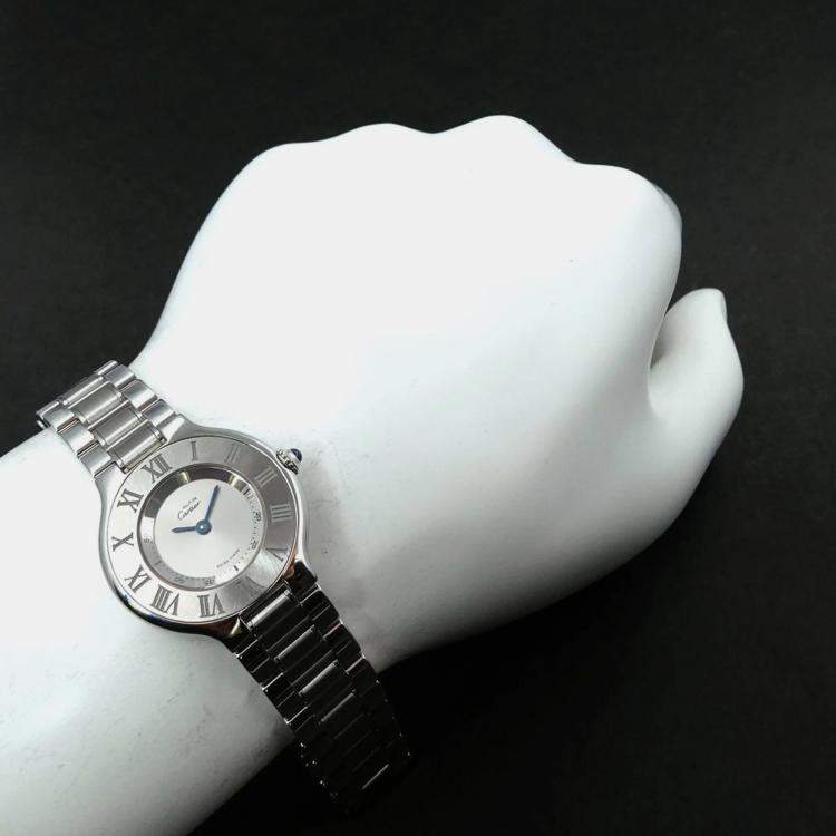 Pre Owned Cartier Silver Stainless Steel Must 21 de Cartier W10109T2 Quartz Women's Wristwatch 28 mm