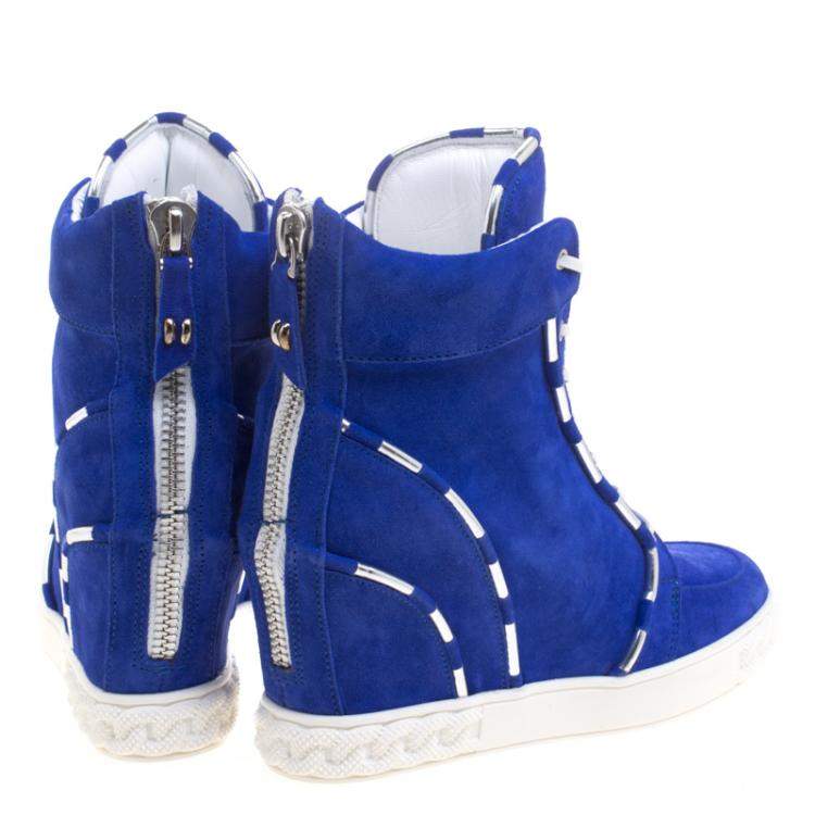 مملوكة مسبقًا Casadei Blue Suede High Top Wedge Sneakers Size 37.5