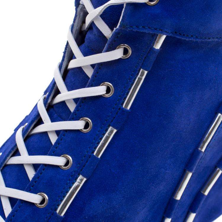 مملوكة مسبقًا Casadei Blue Suede High Top Wedge Sneakers Size 37.5