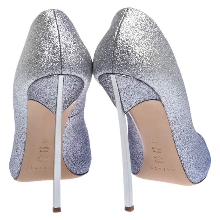 مملوكة مسبقًا Casadei Blue/Grey Glitter Pegasus Peep Toe Pumps Size 40