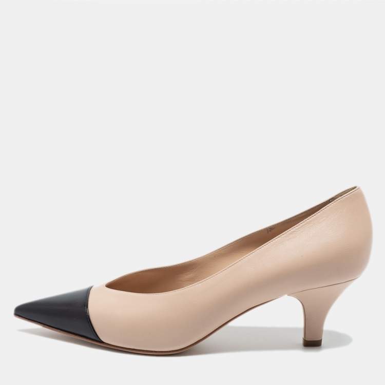 Pre Owned Casadei Beige/Black Leather Pointed Toe Pumps Size 40