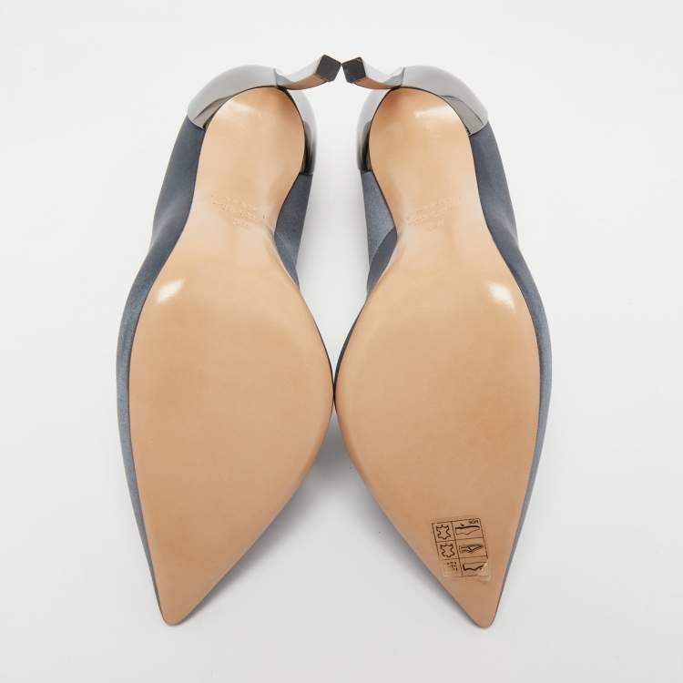 مملوكة مسبقًا Casadei Dark Grey Satin Blade Pumps Size 38