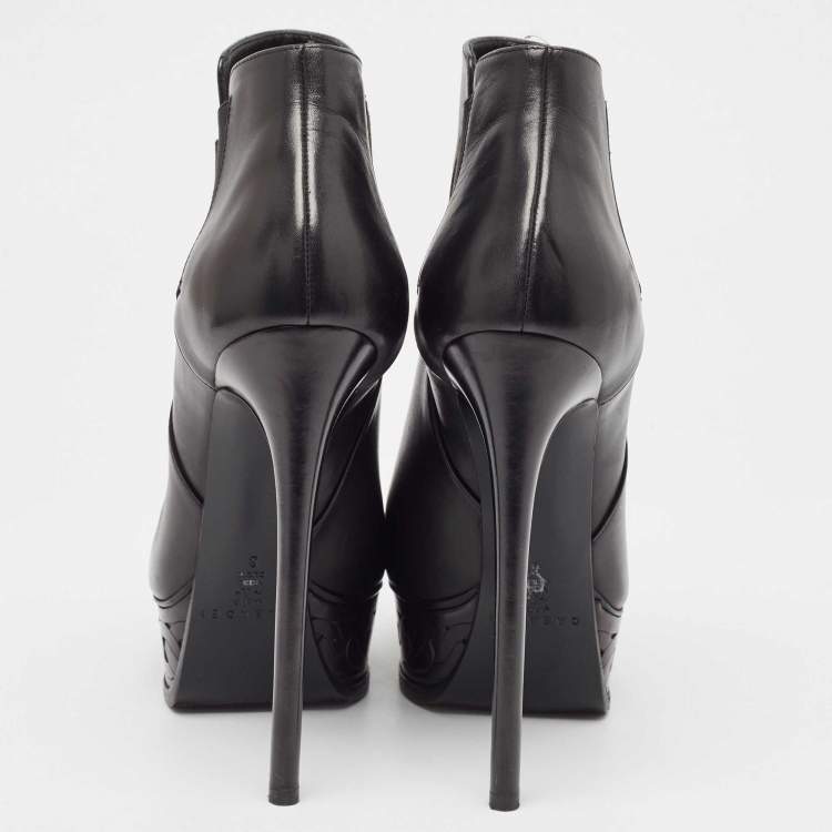 Pre Owned Casadei Black Leather Ankle  Boots Size 38