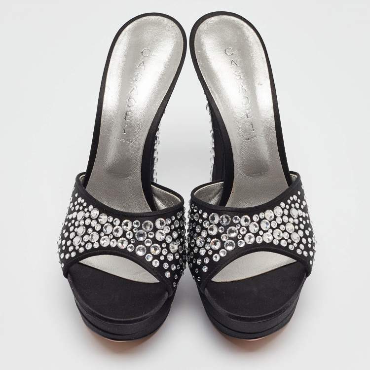 مملوكة مسبقًا Casadei Black Satin Crystal Embellished Slide Sandals Size 39.5